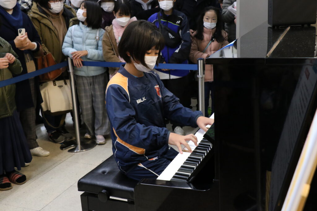 アルカスJr　熊谷駅ピアノ